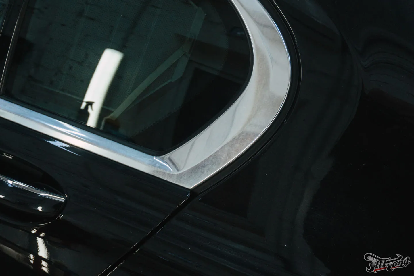 Очистка и защита хрома от реагентов на BMW 7
